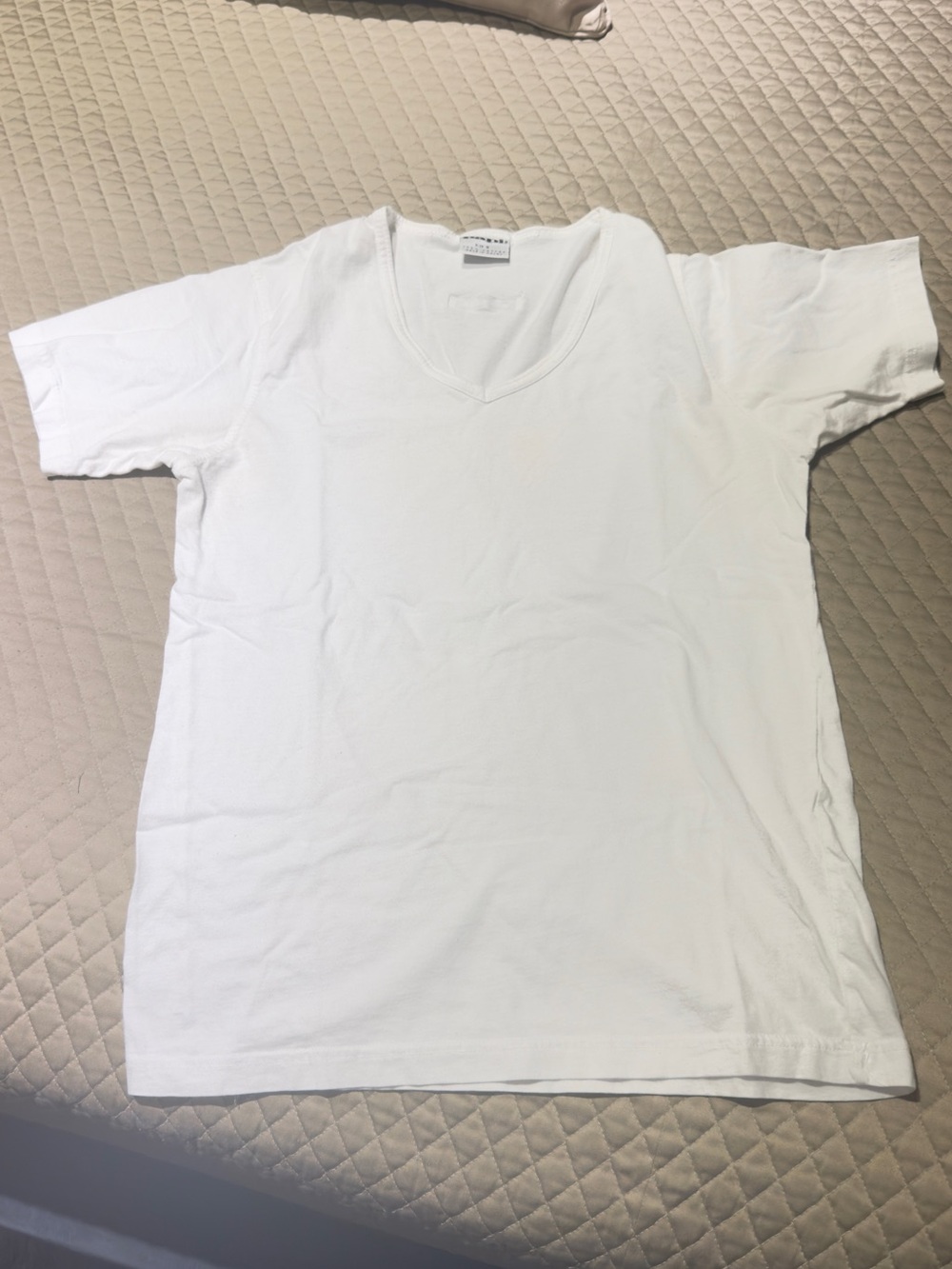Papi Men’s White V-neck T-Shirt - Size Small